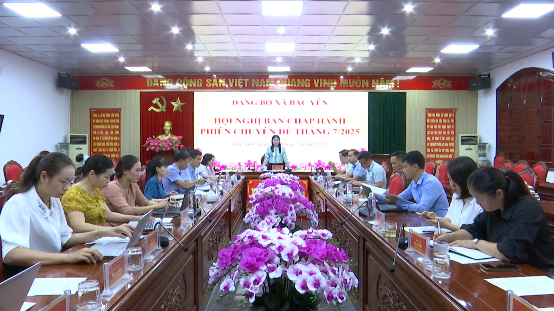anh tin bai